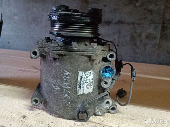 Компрессор кондиционера Mitsubishi lancer 9