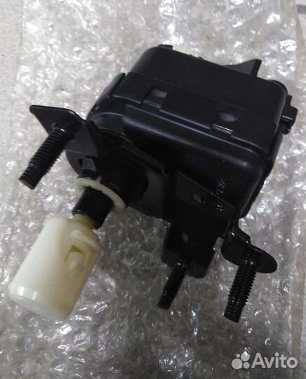 Электрокорректор фар Camry 20