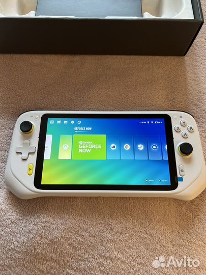 Портативная игровая консоль Logitech G Cloud