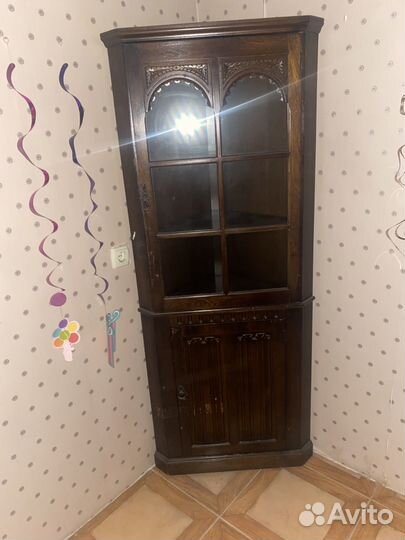 Натуральное дерево мебель гостиная 80 -х годов