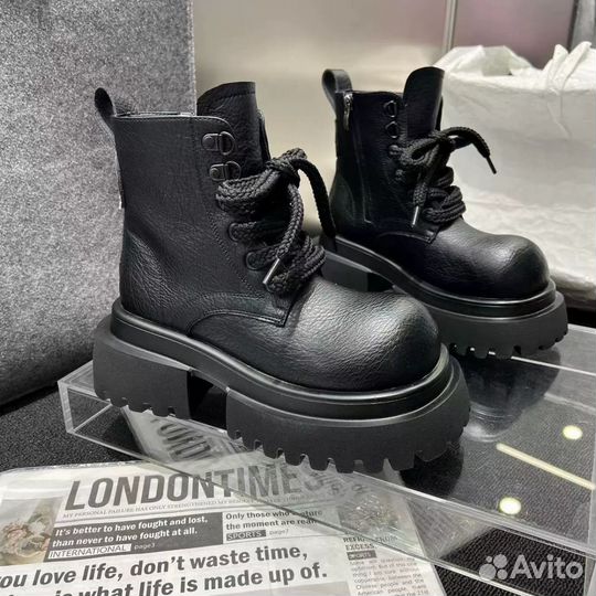 Ботинки Balenciaga Boots Type на высокой платформе