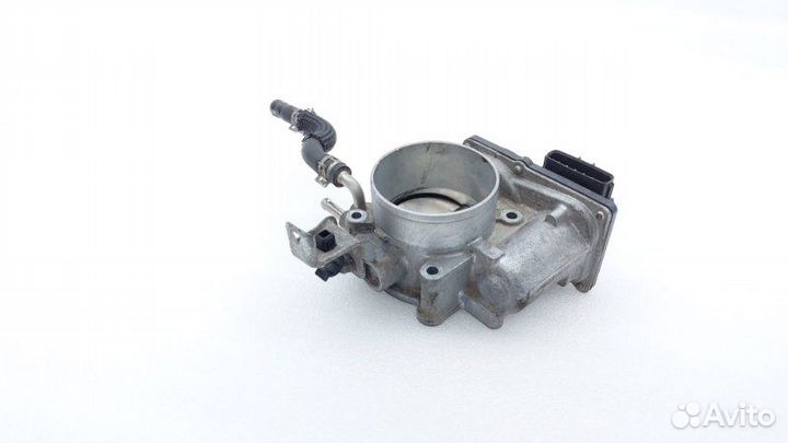 Б/У Заслонка дроссельная Состояние отличное