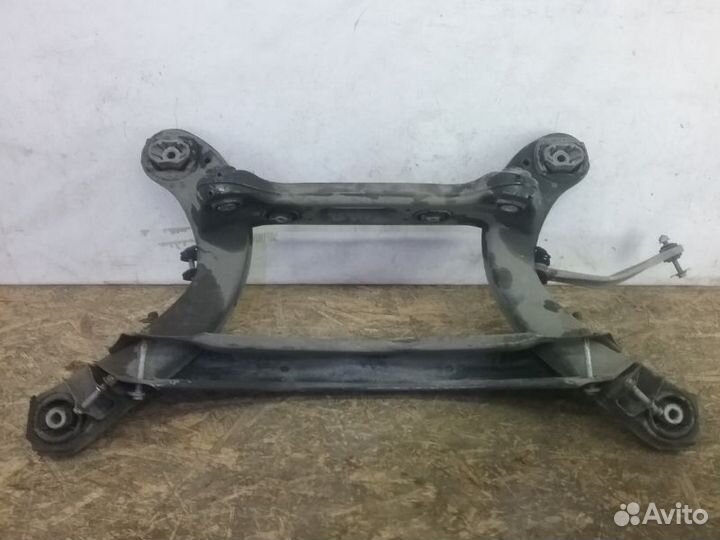 Подрамник задний Mercedes Benz C-klasse W205