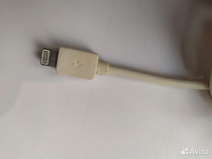Зарядное устройство на iPhone