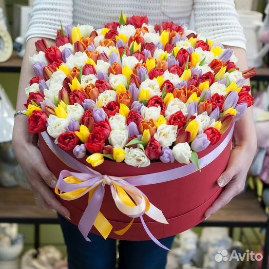 Тюльпаны/ 101 тюльпан в коробке с доставкой