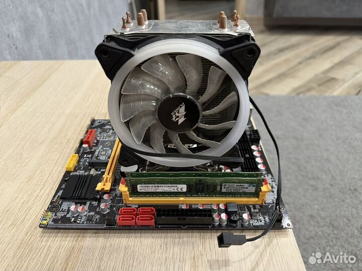 Процессор Intel Xeon CPU E5-2689 2.60 GHz