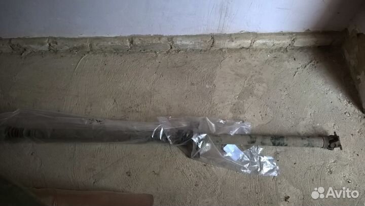 Карданный вал на opel antara 2008 г. в