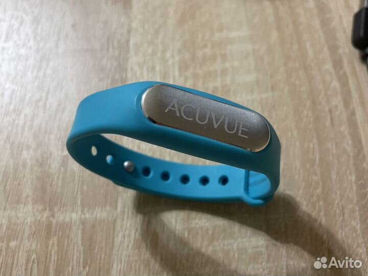Фитнес браслет Acuvue