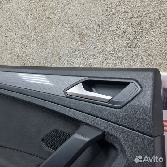 Обшивка задняя левая Volkswagen Tiguan 2 2021