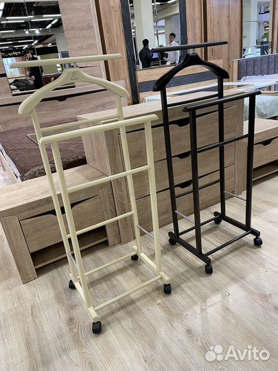 Вешалка напольная