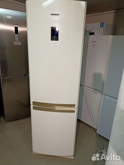 Холодильник samsung бежевый