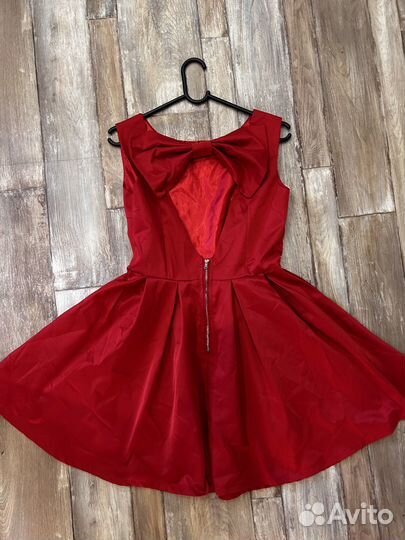 Вечернее платье