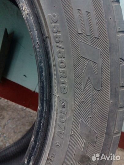 Bridgestone 613V 255/50 R19