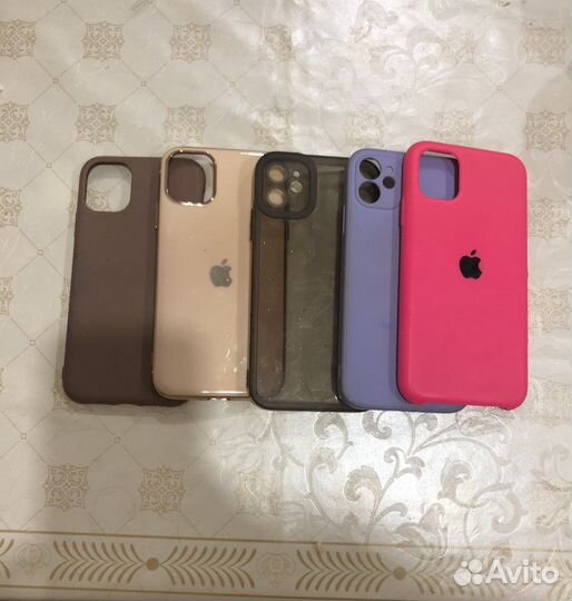 Чехлы на iPhone 11