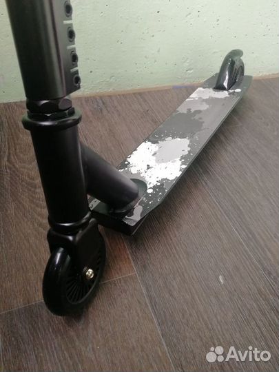Самокат Трюковой чёрный