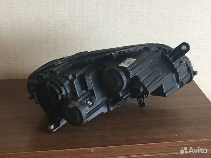 Оригинальная левая фара Volkswagen Passat B7