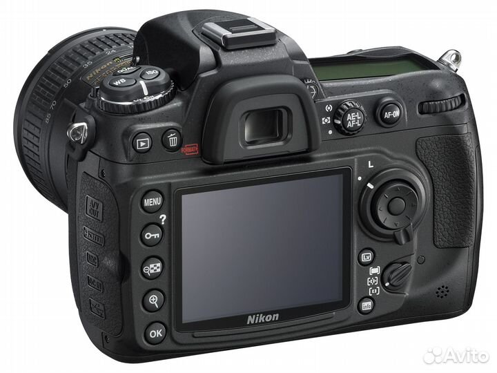Nikon D300s(18-105mm VR) +Бленда+8гб+Сумка+Доп/Акб