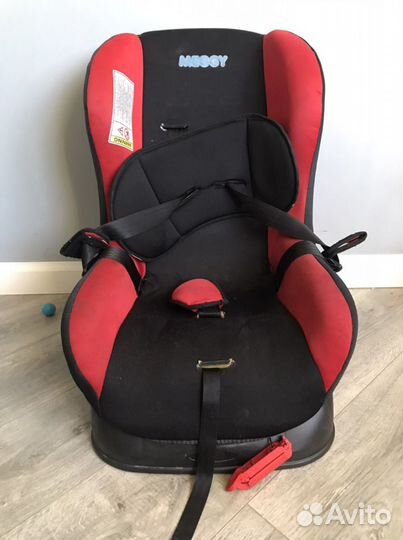 Автомобильное кресло