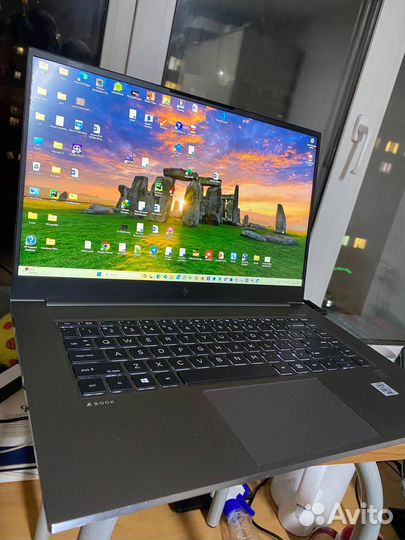 Ноутбук hp zbook studio g7