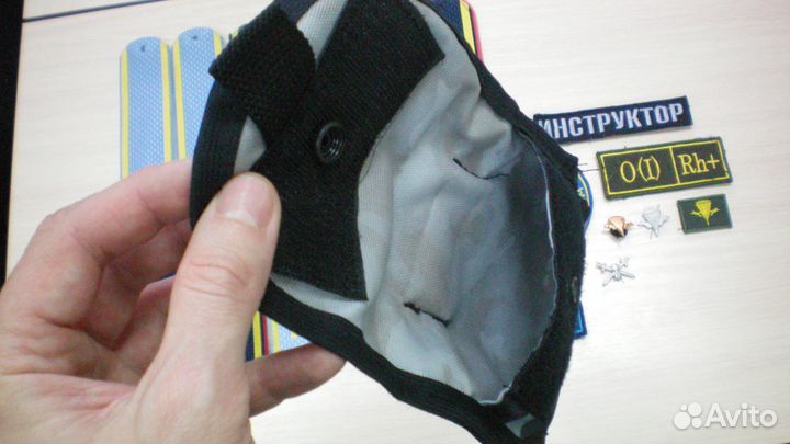 Военная атрибутика (погоны, шевроны, нашивки)