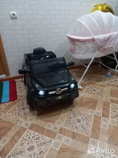 Детский электромобиль mercedes бу