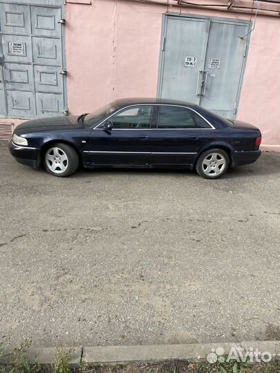 Audi A8 4.2 AT, 2001, 250 000 км