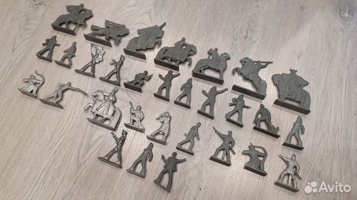 Модельки солдатиков СССР