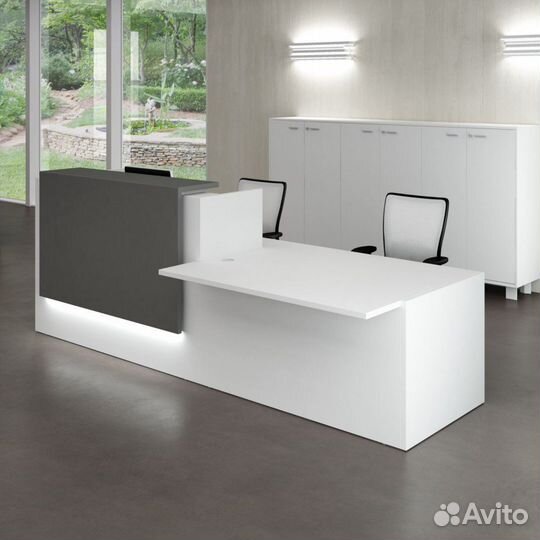 Стойка Ресепшен