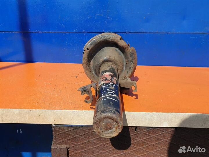 Амортизатор передний левый Ford Focus 2 C-Max