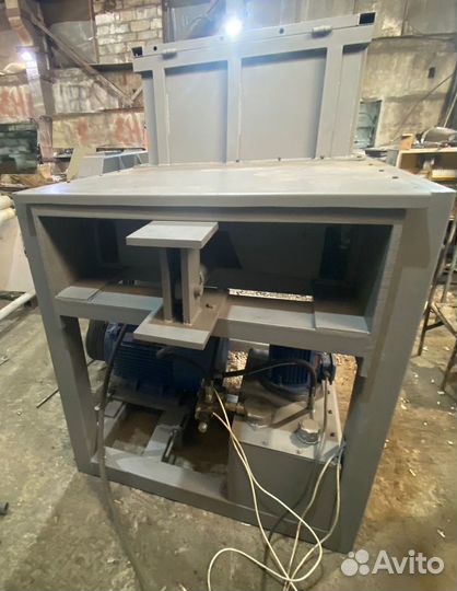 Шредер однороторный SL-700