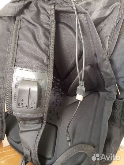 Рюкзак с audio выходом для наушников