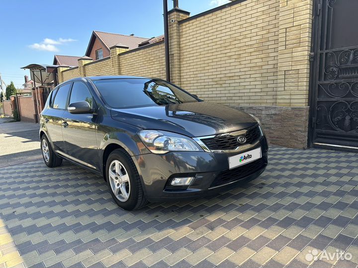 Kia Ceed 1.6 AT, 2012, 215 200 км