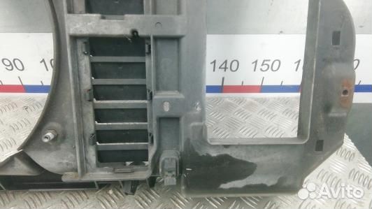 Передняя панель крепления облицовки (телевизор) pe