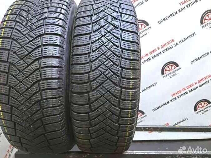 Pirelli Ice Zero FR 215/60 R17 97H