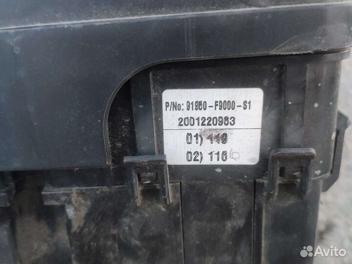 Hyundai Solaris 2 блок предохранителей под капото