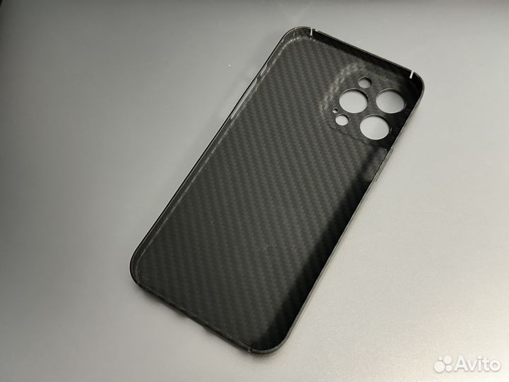 Карбоновый чехол iPhone 13 pro max б/у