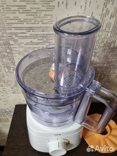 Кухонный комбайн Philips HR7310/00