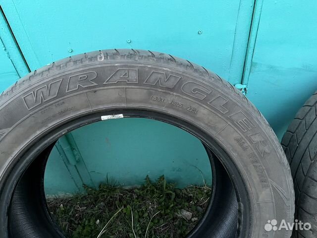 Goodyear Wrangler HP All Weather 255/55 R19 111V