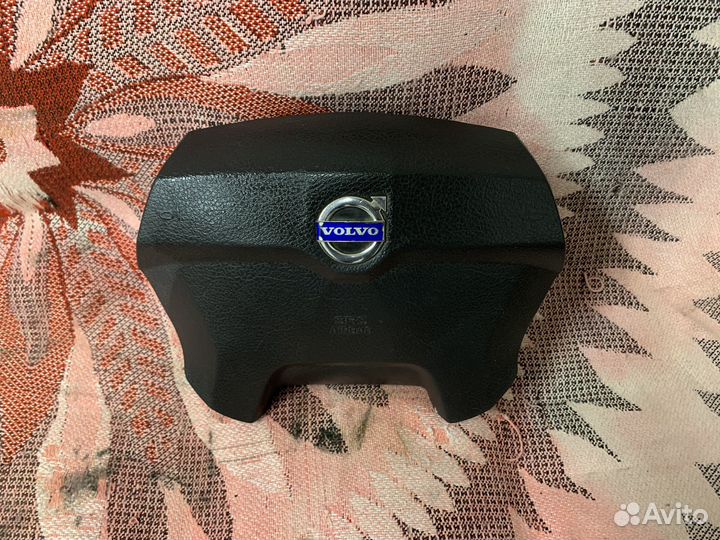 Подушка безопасности в руль Volvo XC90