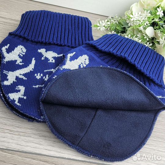 Тёплая вязаная манишка с флисовым подкладом