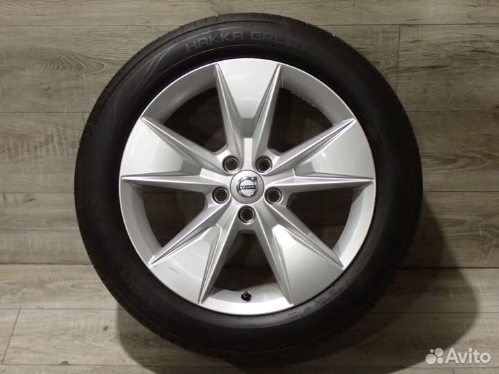 Оригинальные колеса R18 Volvo V60