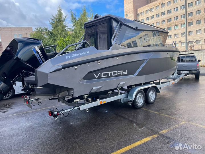 Лодка Victory A8 Cabin