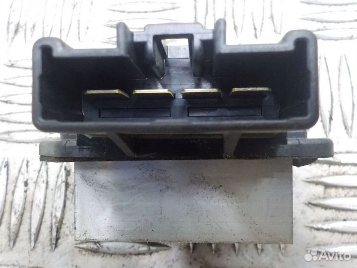 Резистор печки Toyota Corolla 2001-2006