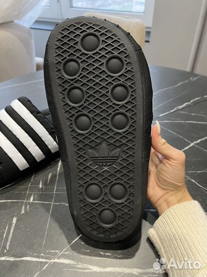 Тапочки adidas оригинал новые