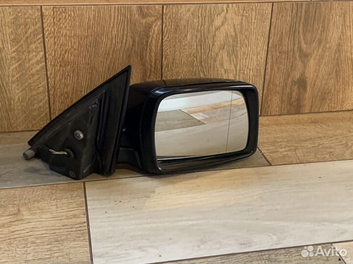Зеркало боковое правое BMW X3 E83