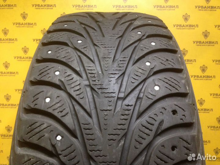 Yokohama Ice Guard Stud IG55 215/55 R17 98T