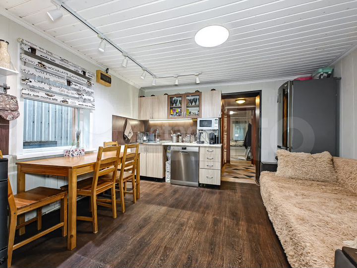 Дом 60 м² на участке 4,5 сот.