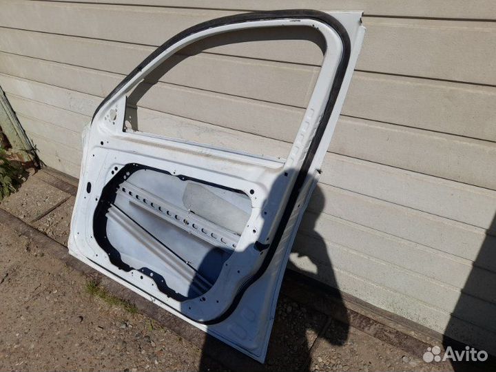 Дверь передняя правая Mercedes-Benz E-Class W212