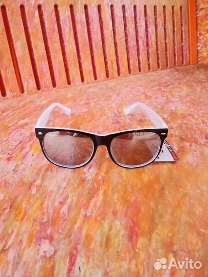 Солнцезащитные очки ray ban