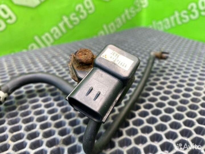 Датчик давления топлива Mazda Mpv LW5W GY-DE 2.5